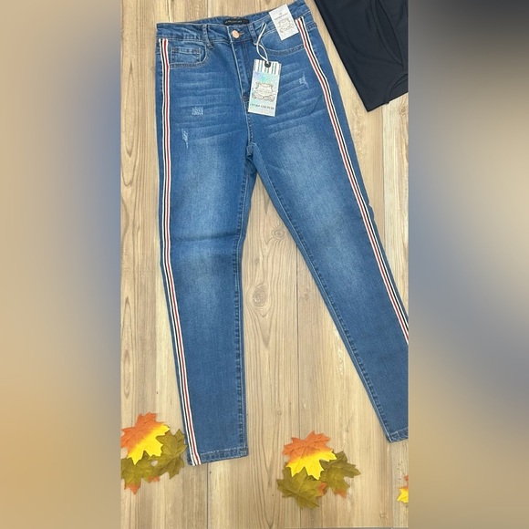 Denim Couture Skinny Jeans- Light Blue - Picture 1 of 9